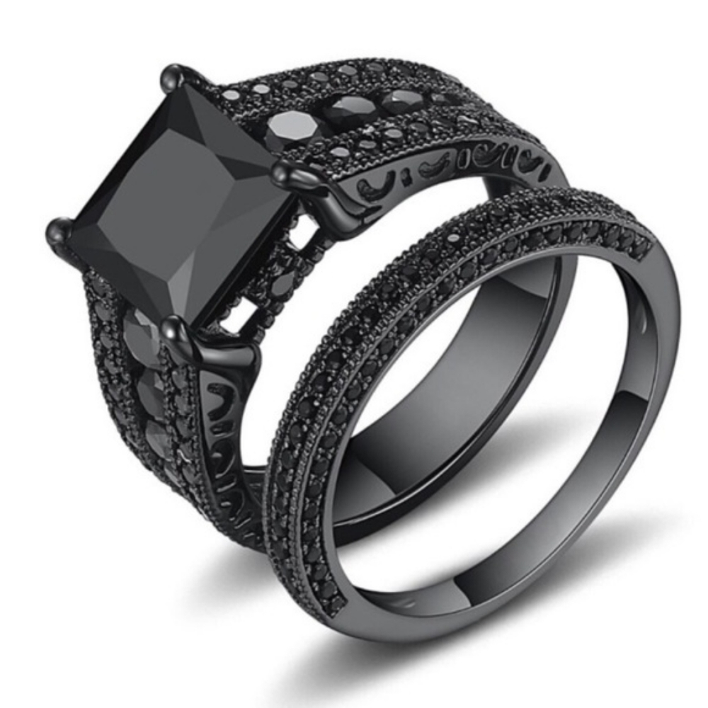 NEW 5CT Black Sapphire 18K Gold Ring - Picture 3 of 6